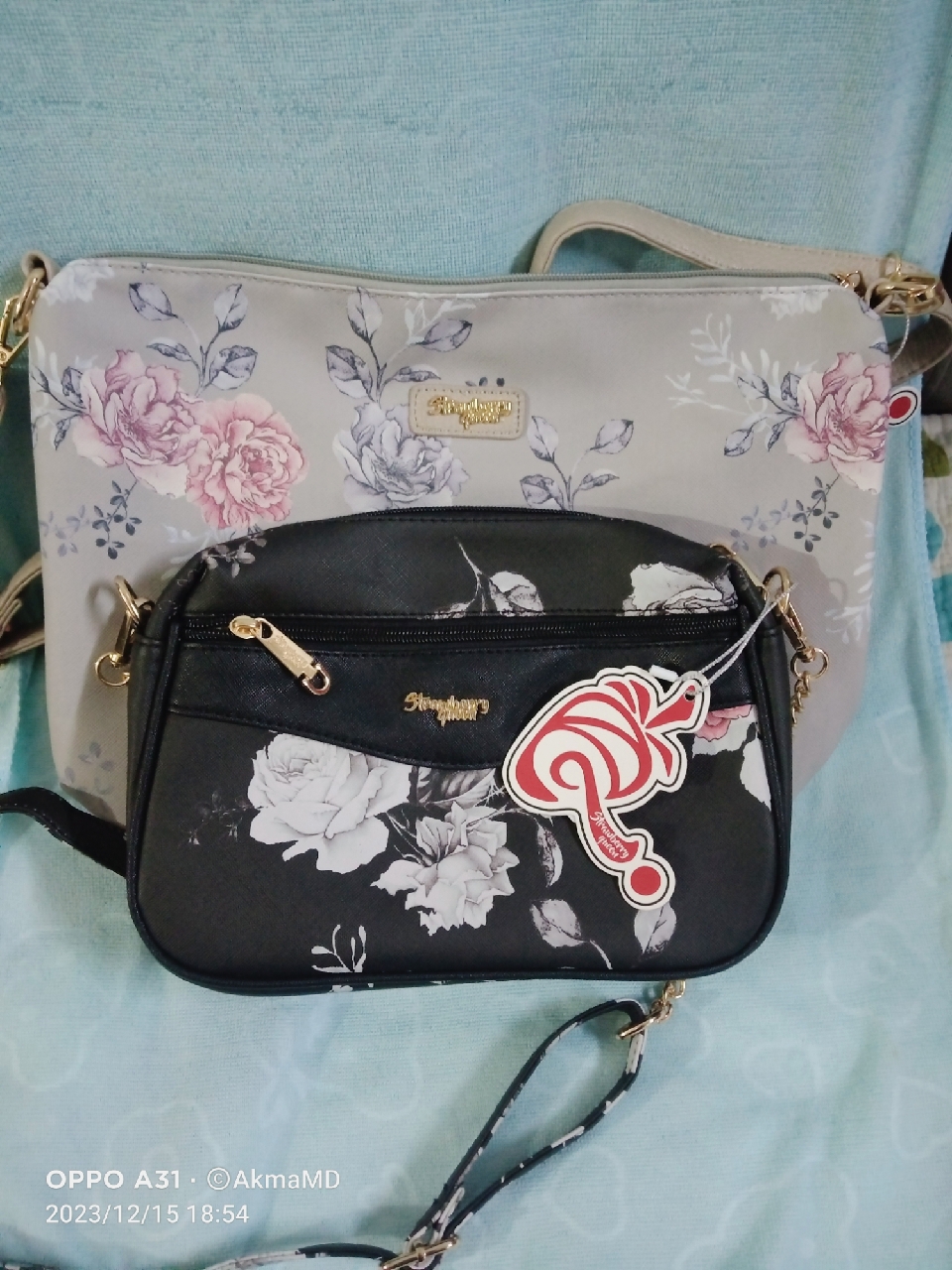 COCO SLING BAG FLORAL AL BLACK Strawberry Queen